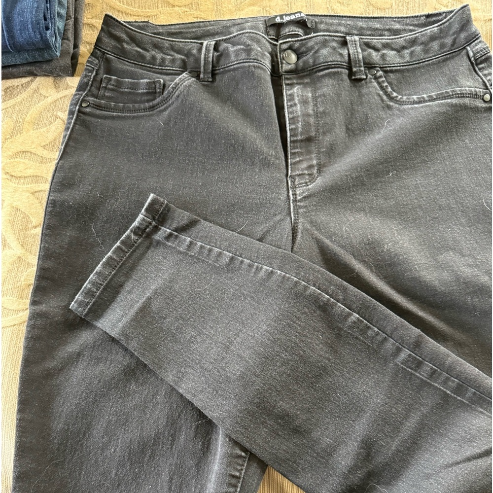 D. Jeans size 16